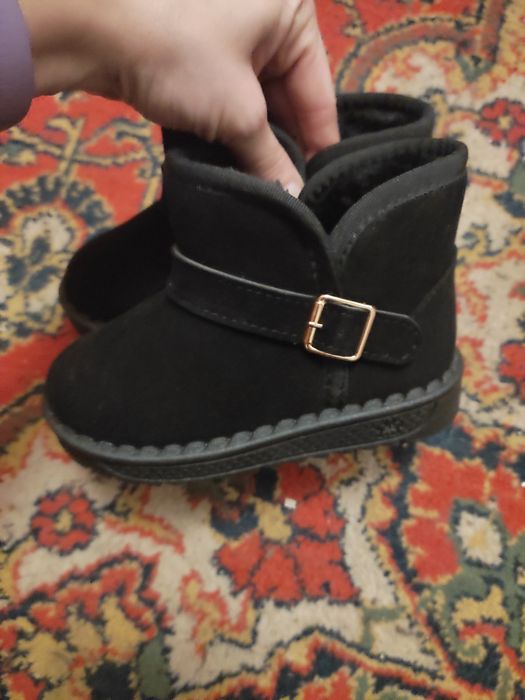 Продам нові угги 29 розмір