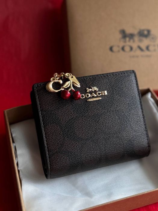 Гаманці Coach | натуральна шкіра | великий вибір