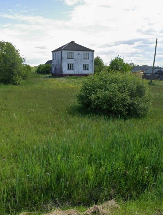 Działka z domem do remontu 2500m2