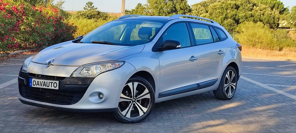Renault Megane  1.5 DCI Garantia  Lux Dynamic 119€ Mês