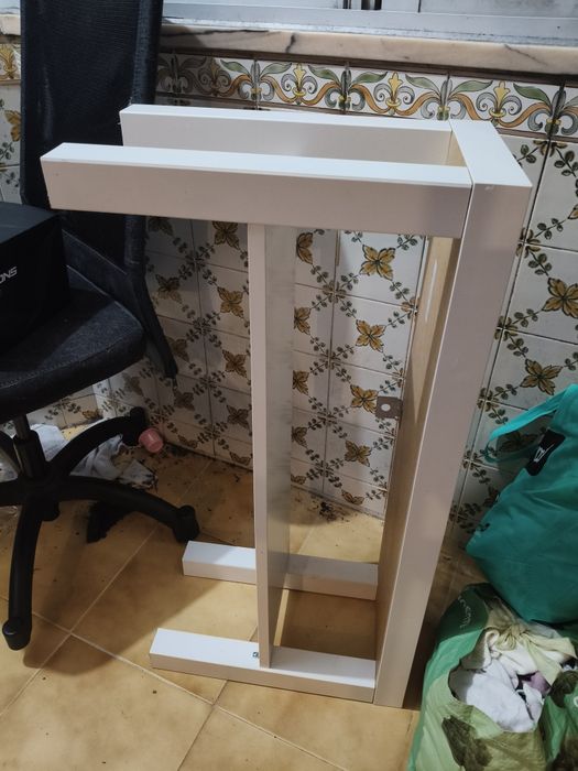 Mesa de Apoio / televisão etc
