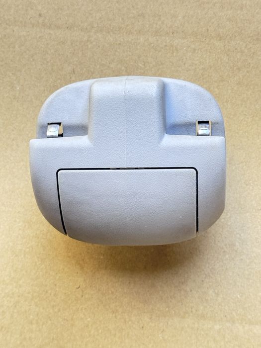 Кронштейн кріплення сонцезахисного козирька renault megane 2