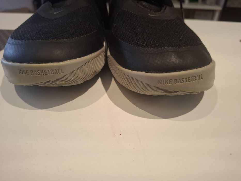 Buty sportowe NIKE rozm.40