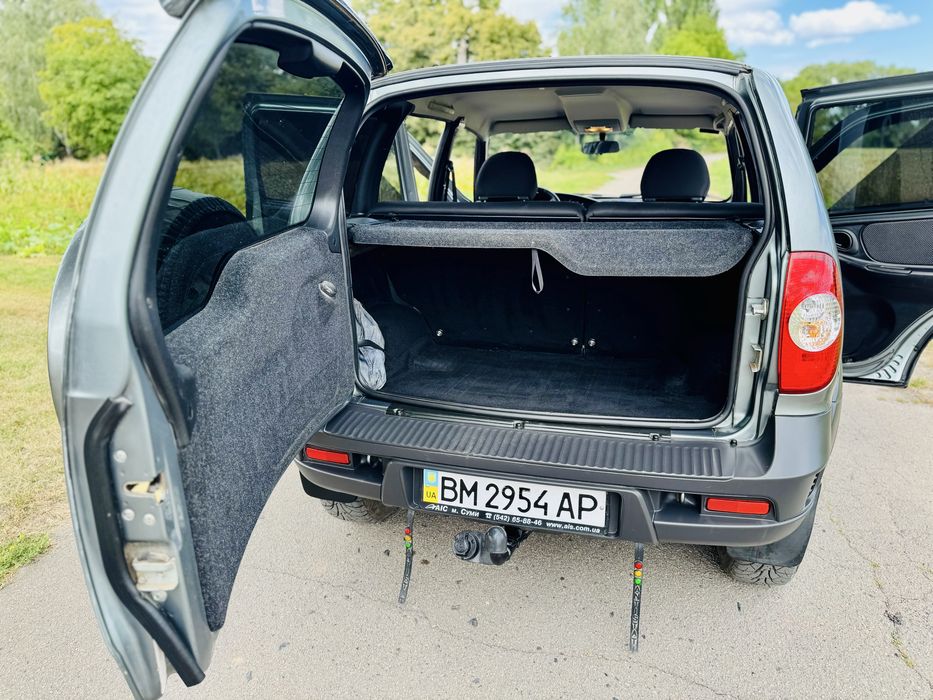 Chevrolet Niva 1.7 GLS 4x4 Bertone Edition 2011р