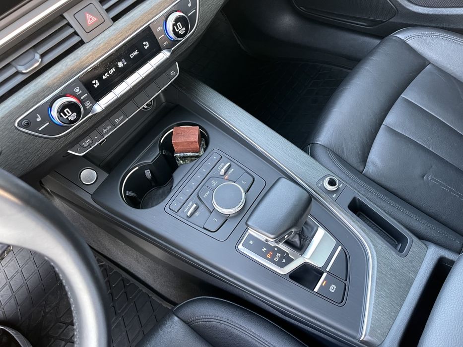 Audi A4 2019 VIN WAUGMAF41KA058891 фото оголошення 9 з 17