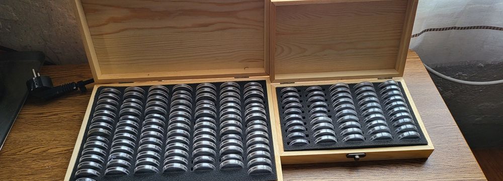 Caixas de madeira para colecionador de moedas