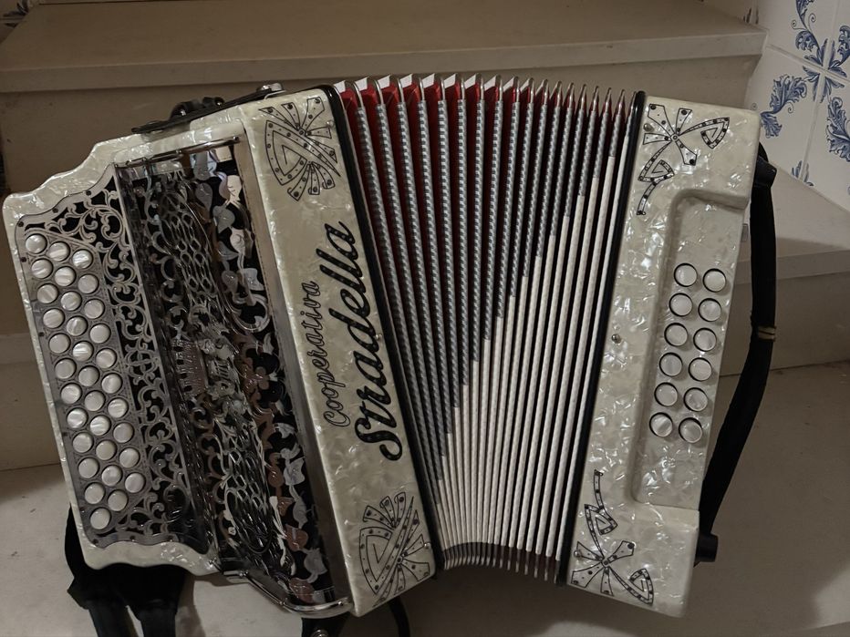 Concertina Stradella Fa La Re