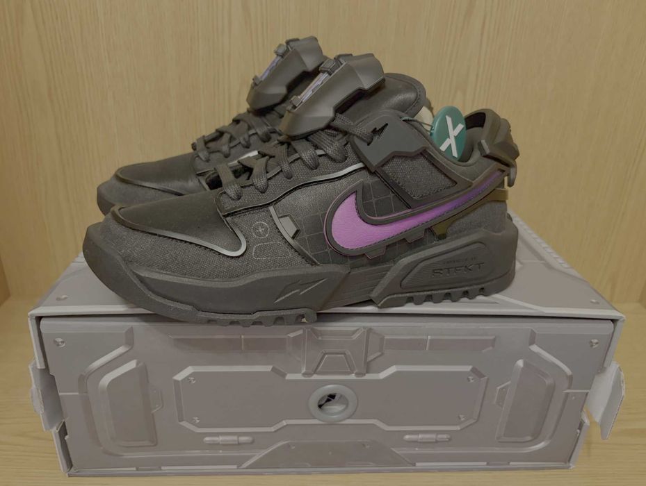 RTFKT x Nike Dunk Genesis VOID Edition