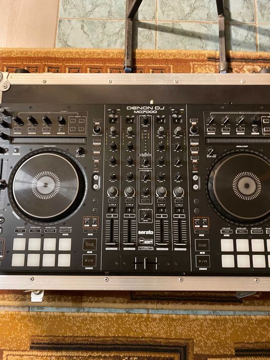 Kontroler Denon MC 7000 stan jak nowy