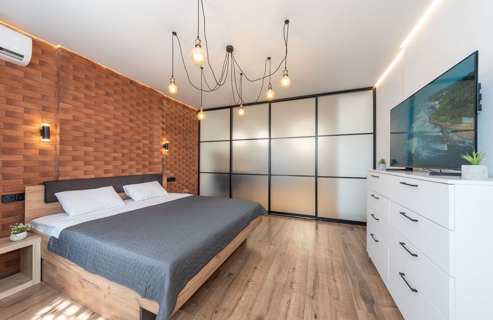 Подобова оренда, лофт студія метро Бориспільська, Бажана 17