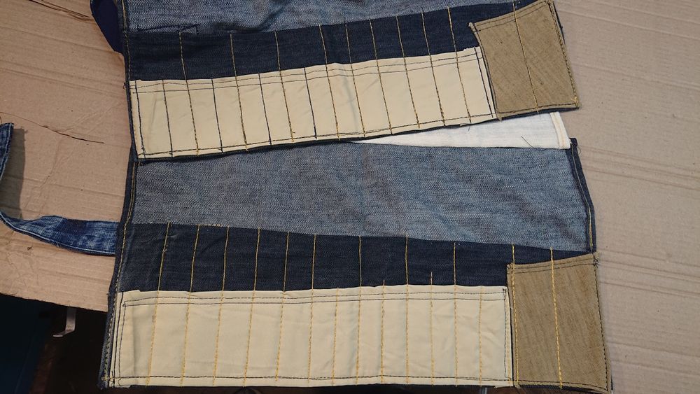 Незаменимая вещь для каждого хозяина. 
Два аккуратных, небольших и дов