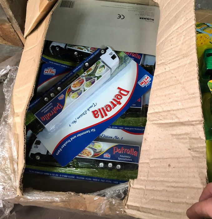 Вантажівка (Petrella, Grouendas) німецька маштабна модель 1:87 Gr