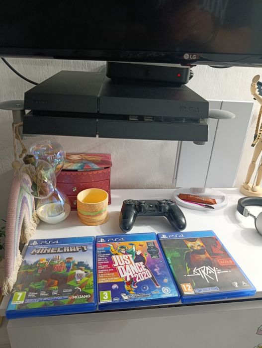 PlayStation 4 pad i gry