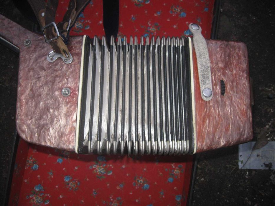 продам.аккордеон.советский