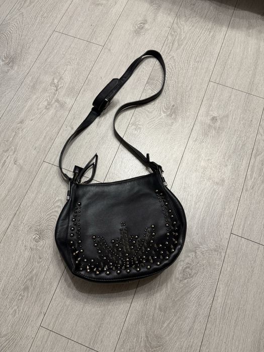 Torebka damska czarna na ramię Parfois