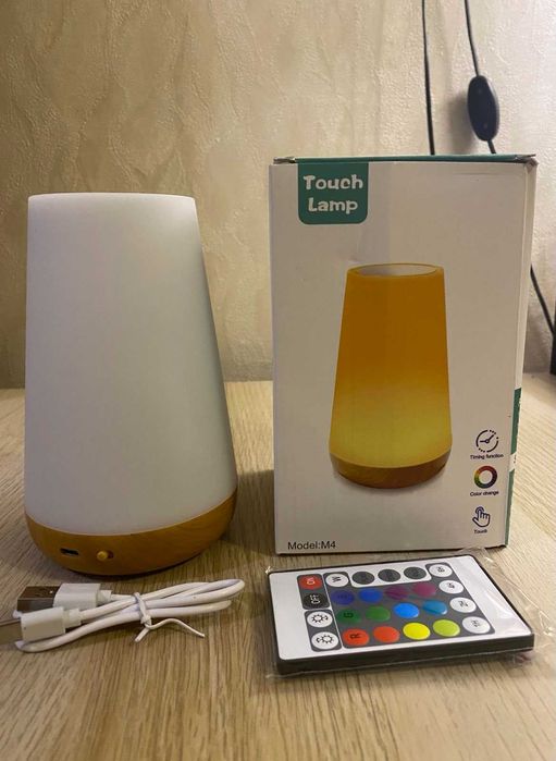 Настільна LED лампа-нічник для спальні, сенсор, RGB, пульт