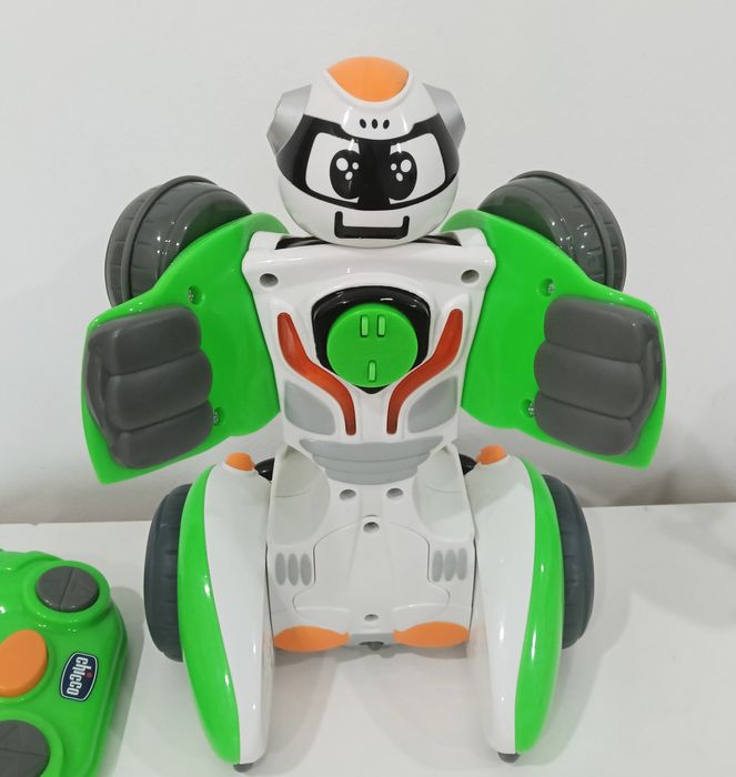 Carro/ Robot telecomandado Chicco