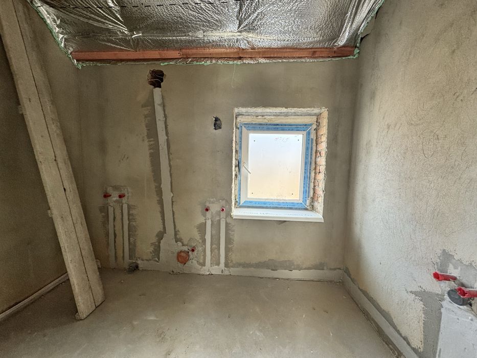 Продаж будинку в чудовій локаціі