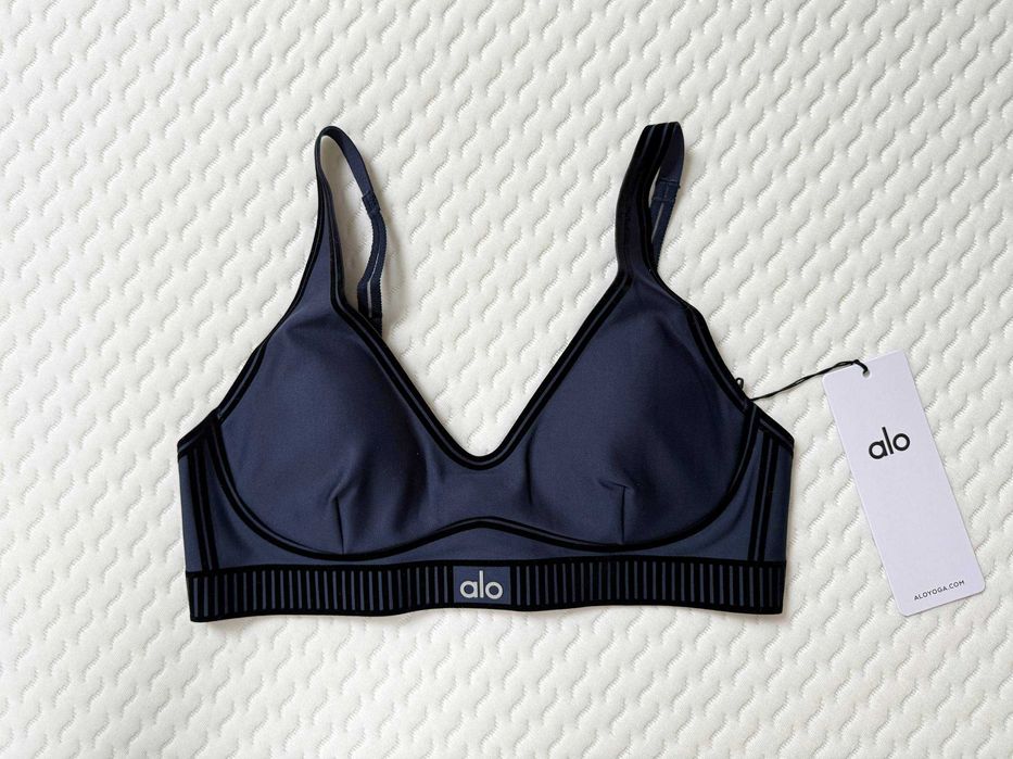 Оригінальний спортивний костюм Alo Yoga Airlift • Navy • XS–S • Новий