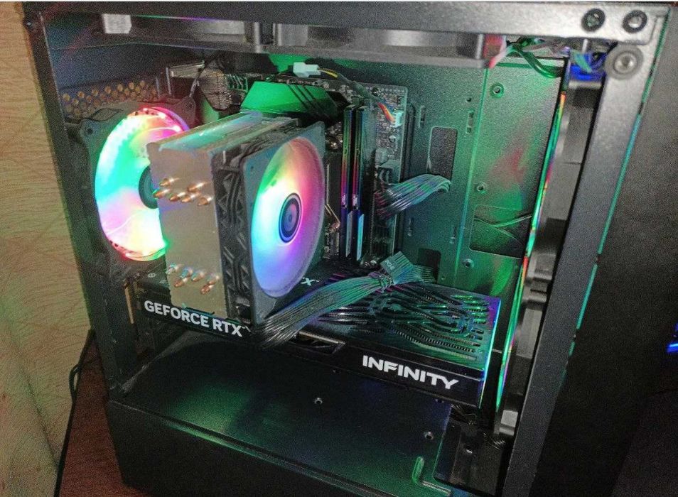 Продам Rtx 5060 ti на 16 гб