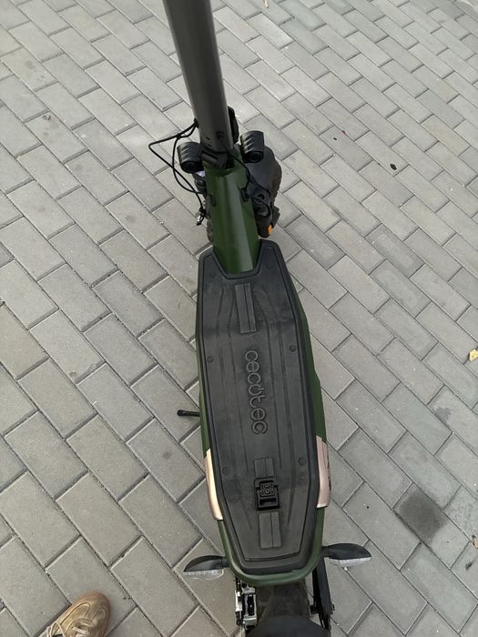 Trotinete  com apenas 300km