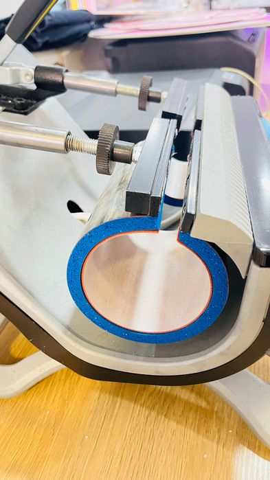 Prensa de canecas dupla