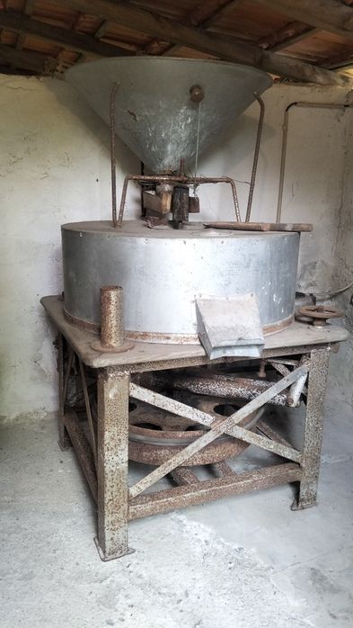 Moinho de Cereais Elétrico
