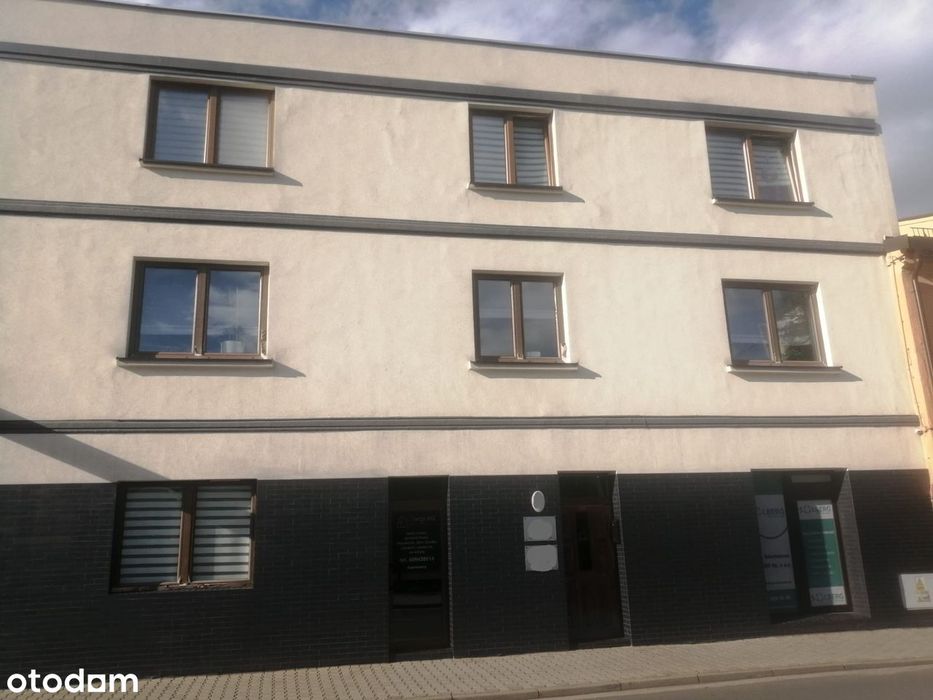 Dom z lokalami mieszkalnymi i użytkowymi - blisko Pszczyna i góry