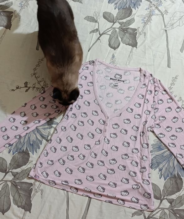 Домашня кофта кофтина hello kitty sanrio піжама L