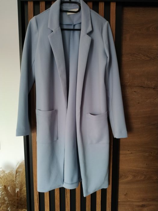 Błękitny wiosenny płaszcz damski/ marynarka