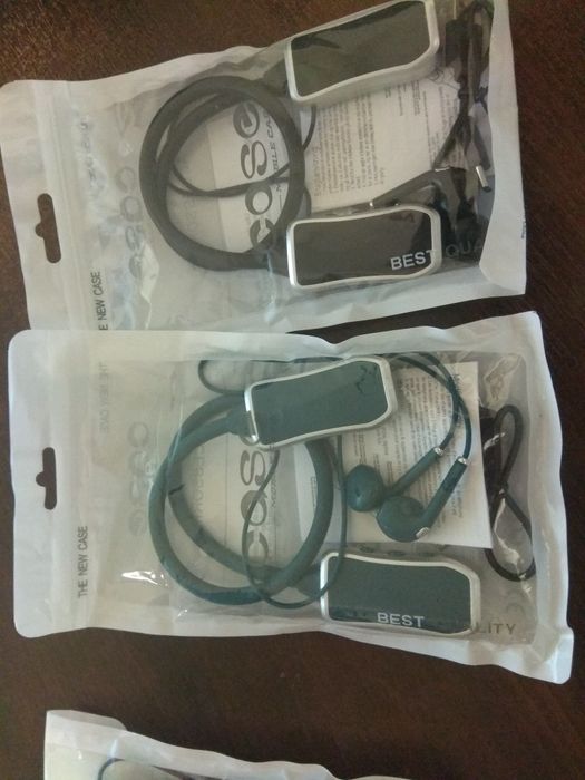 Спортивные Беспроводные Блютуз наушники на шею. Гарнитура.