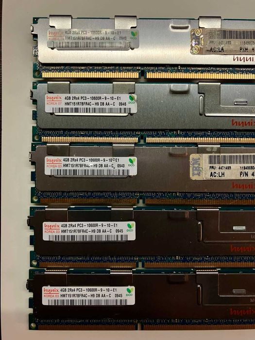 Оперативна пам'ять Hynix 4Gb DDR3-1333 PC3-10600R