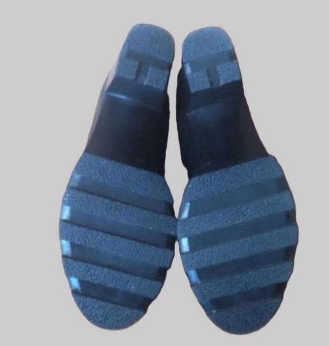 Елегантні лаковані туфлі Donna Ricco (р. 39) ідеально підійдуть на 38р