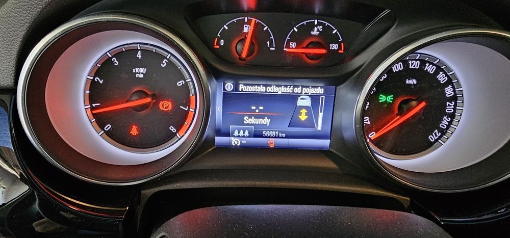 Opel Astra WITAM SERDECZNIE oferuję do sprzedania OPLA ASTRĘ Z 2017r.STAN IDEALNY