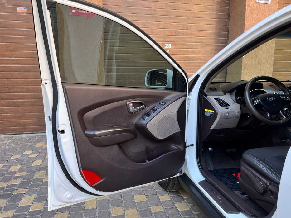 Продам  Hyundai Tucson 2014. Можна в розстрочку, під викуп.