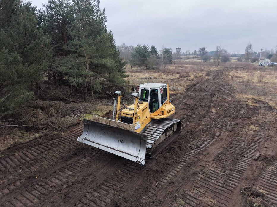 Spych, spycharka liebherr 724 LGP (błotniak) jak Cat D6