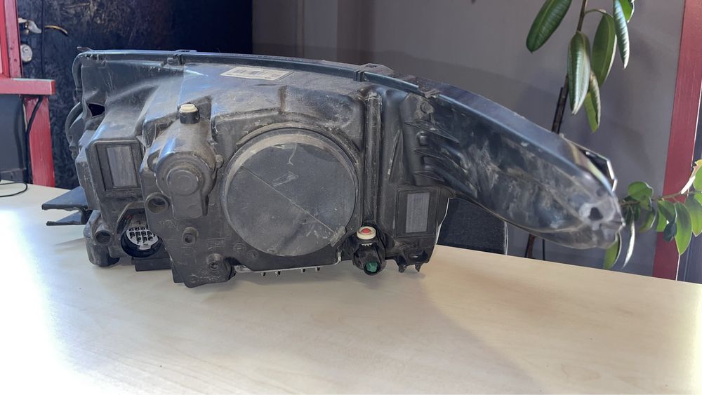 Range Rover L405 передні фари