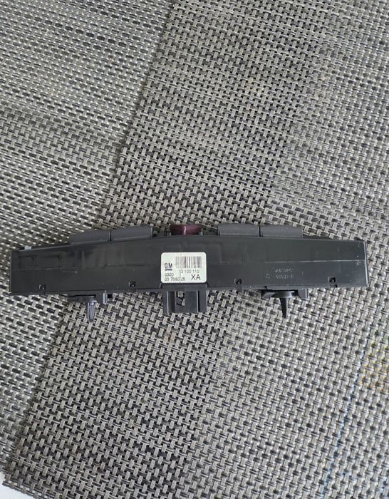 Régua 4 botões Opel Astra H