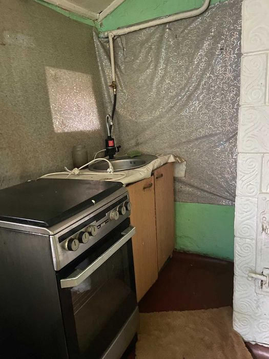 Здам в довгострокову оренду від власника половину будинку