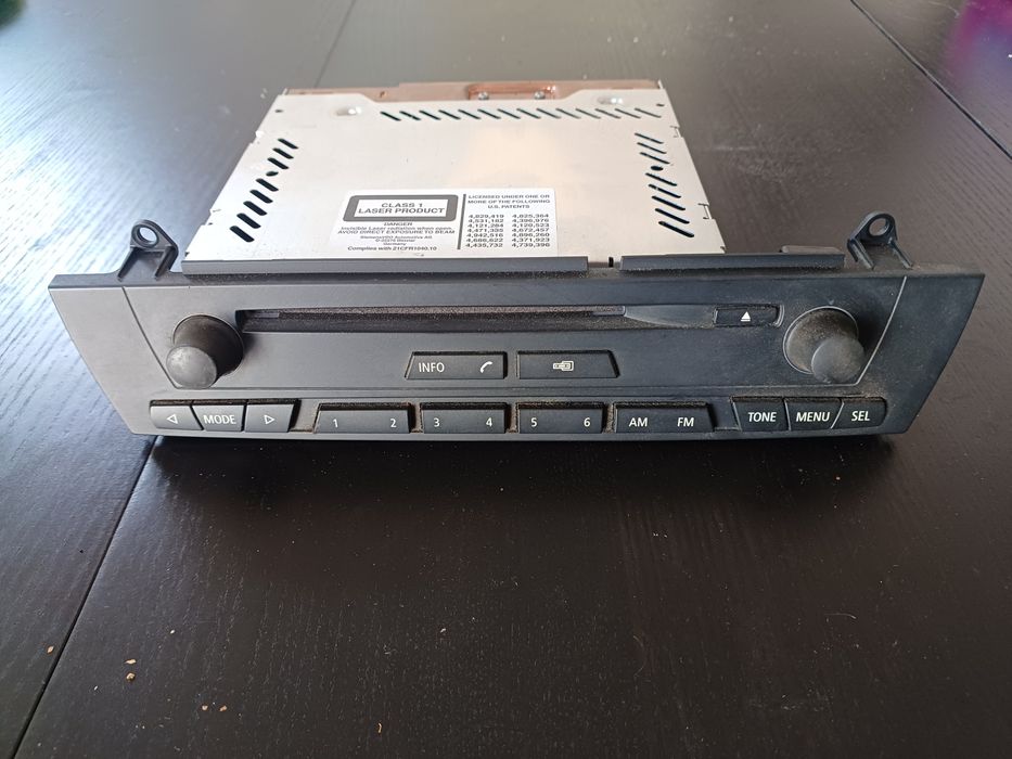 Radio bmw x3 em bom estado