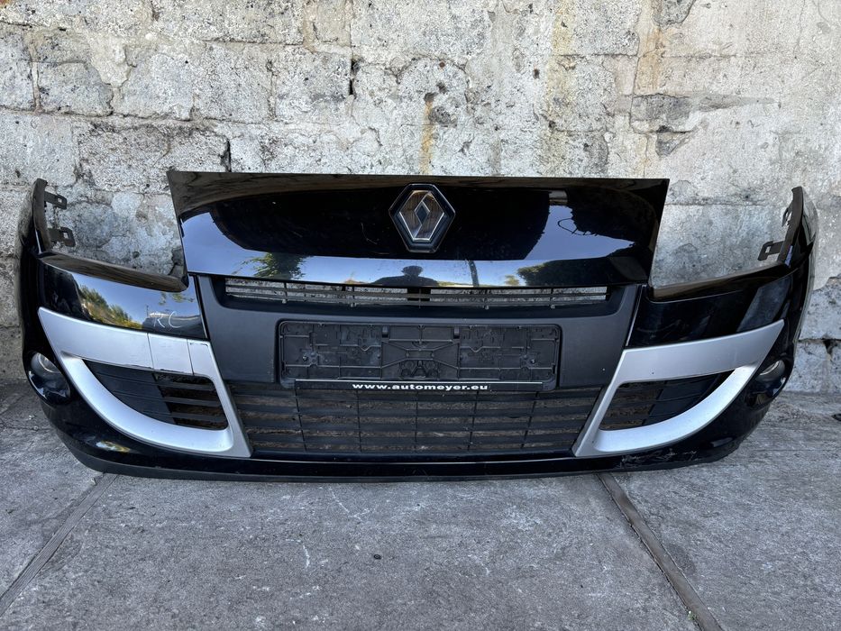 Renault Scenic 3 TEGNE бампер передній