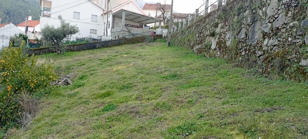 Terreno Urbano em Manteigas