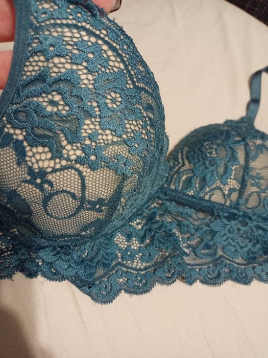 Бюст мякий без кісточок