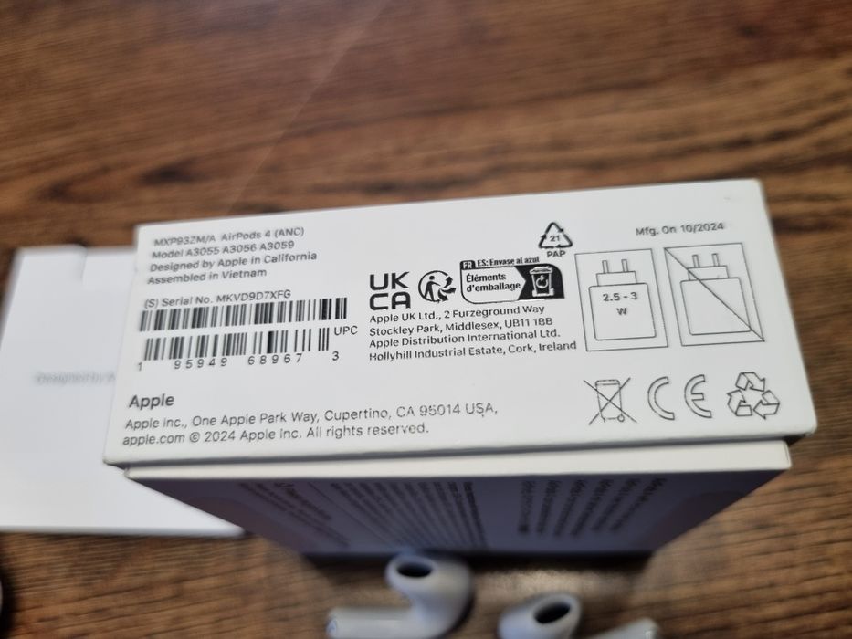 Słuchawki bluetooth  apple airpods 4 ANC