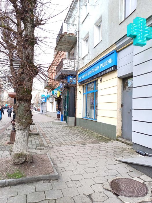 Продаж офісу по вул. Л. Українки