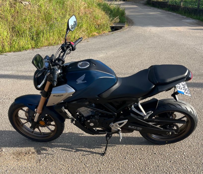 Honda cb 125 r 2022