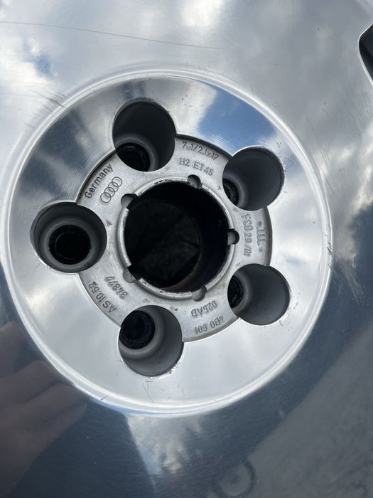 Koła z oponami Skoda VW Audi 17 cali 5x112 4BO601250AD