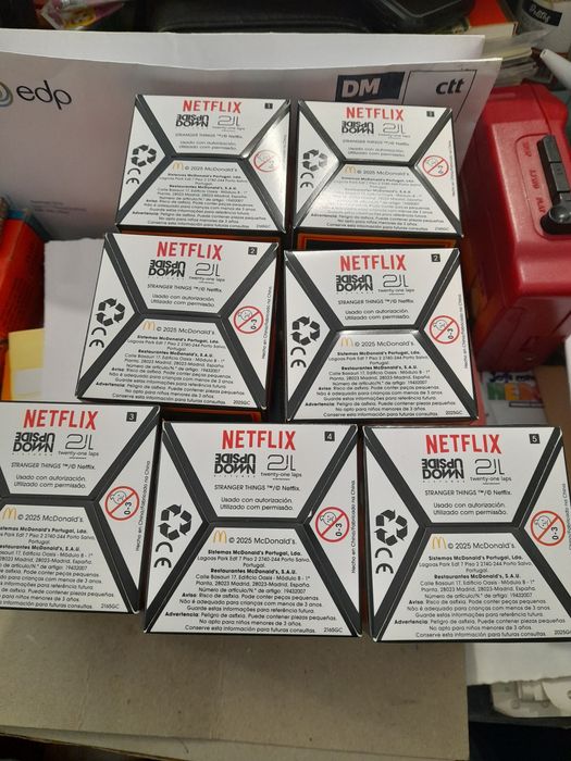 Coleção completa Stranger Things McDonald's 6 figuras novas com caixas