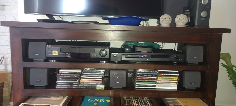 Móvel APARADOR  para TV e Multimédia