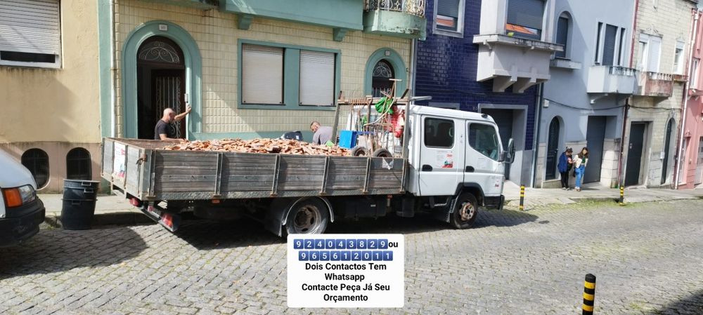 Demolição-Recolha de Entulho Madeira Pladur Resíduos Monos Sucata